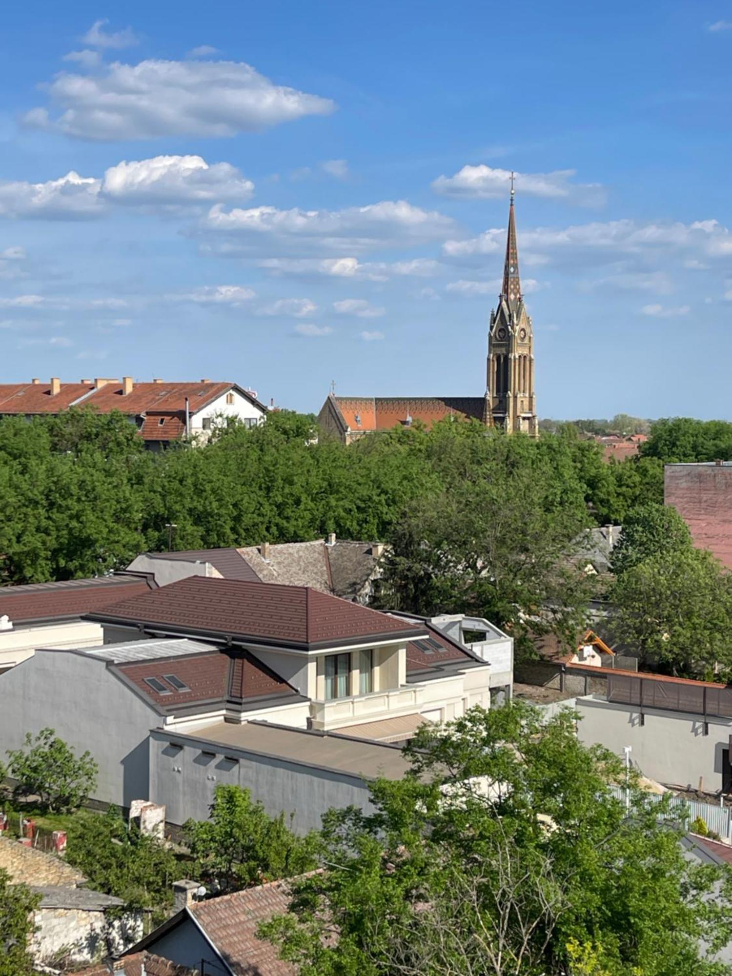 Synthesis Apartments Subotica Exterior photo